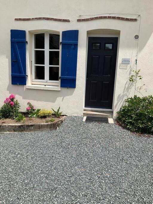 La Petite Maison Saint-Dizier-Leyrenne Экстерьер фото
